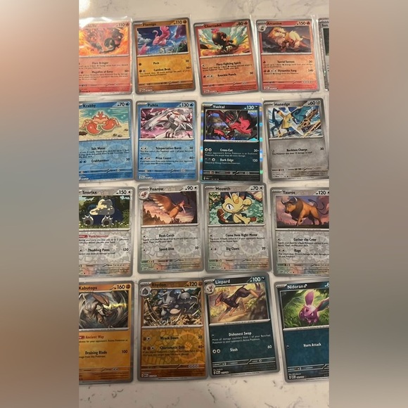 500 POKEMON CARDS IN ELITE TRAINER BOX - Picture 15 of 15